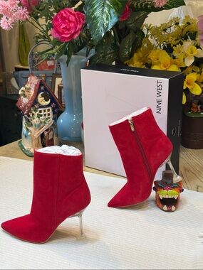 NINE WEST Womens Tonight Ankle Boot 8 Red Suede